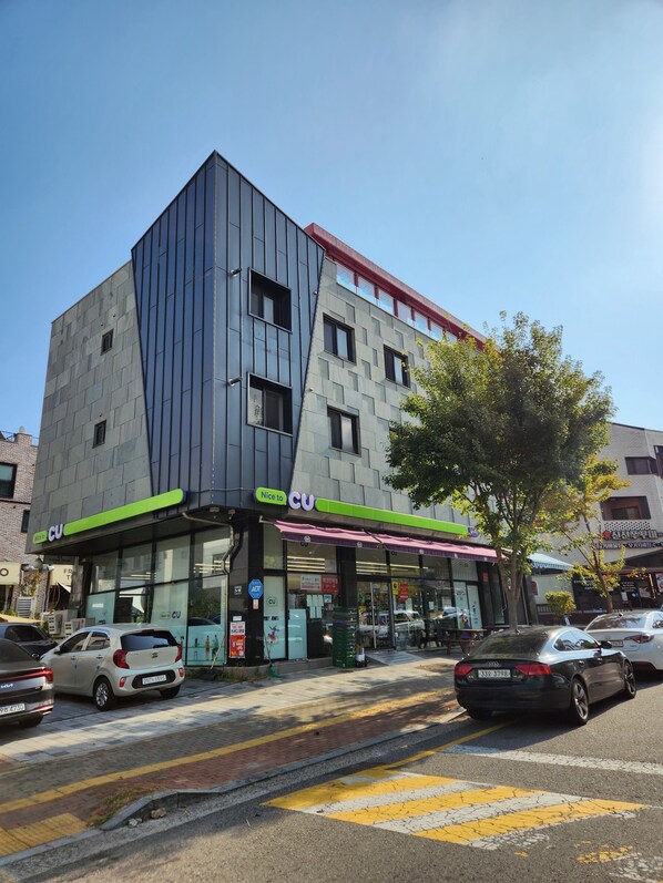 Front of property - AirDragon Guest House (Incheon)