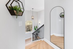 Interior - Sleek Serenity: Contemporary Elegance in details (Atlanta)