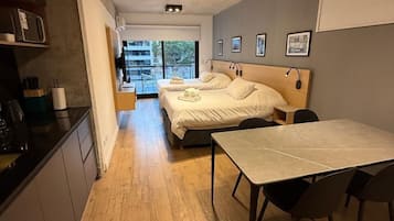 Familie vierpersoonskamer | 1 slaapkamer, een kluis op de kamer, gratis wifi, beddengoed