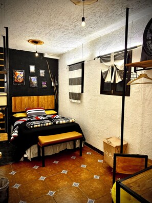 2 dormitorios, escritorio, wifi gratis y ropa de cama