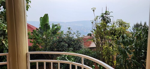 Rebero Hill House A Quelques pas du Canal Olympia