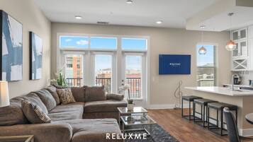 Smart TV, fireplace, foosball, table tennis