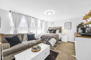 1 bedroom, WiFi, bed sheets