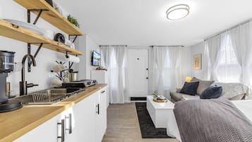 1 habitación, wifi y ropa de cama