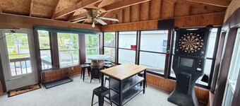 The Pier Cottage located in River of Lakes