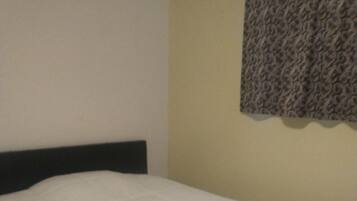 2 habitaciones y ropa de cama
