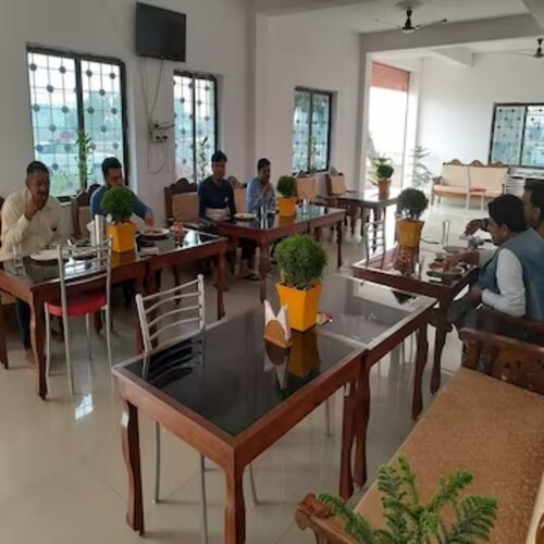 Goroomgo Nalanda Guest House