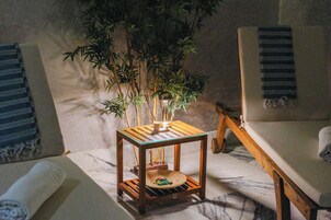 Hot stone massages, Thai massages, sports massages, massages