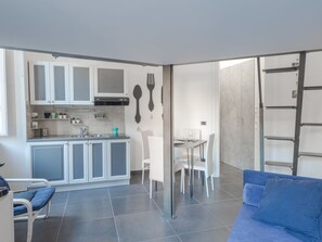 Interior - Le Belle Arti by Interhome (Rome: Historical City Center)