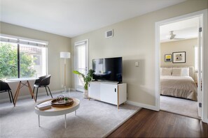 1 chambre, fer et planche à repasser, Wi-Fi, draps fournis