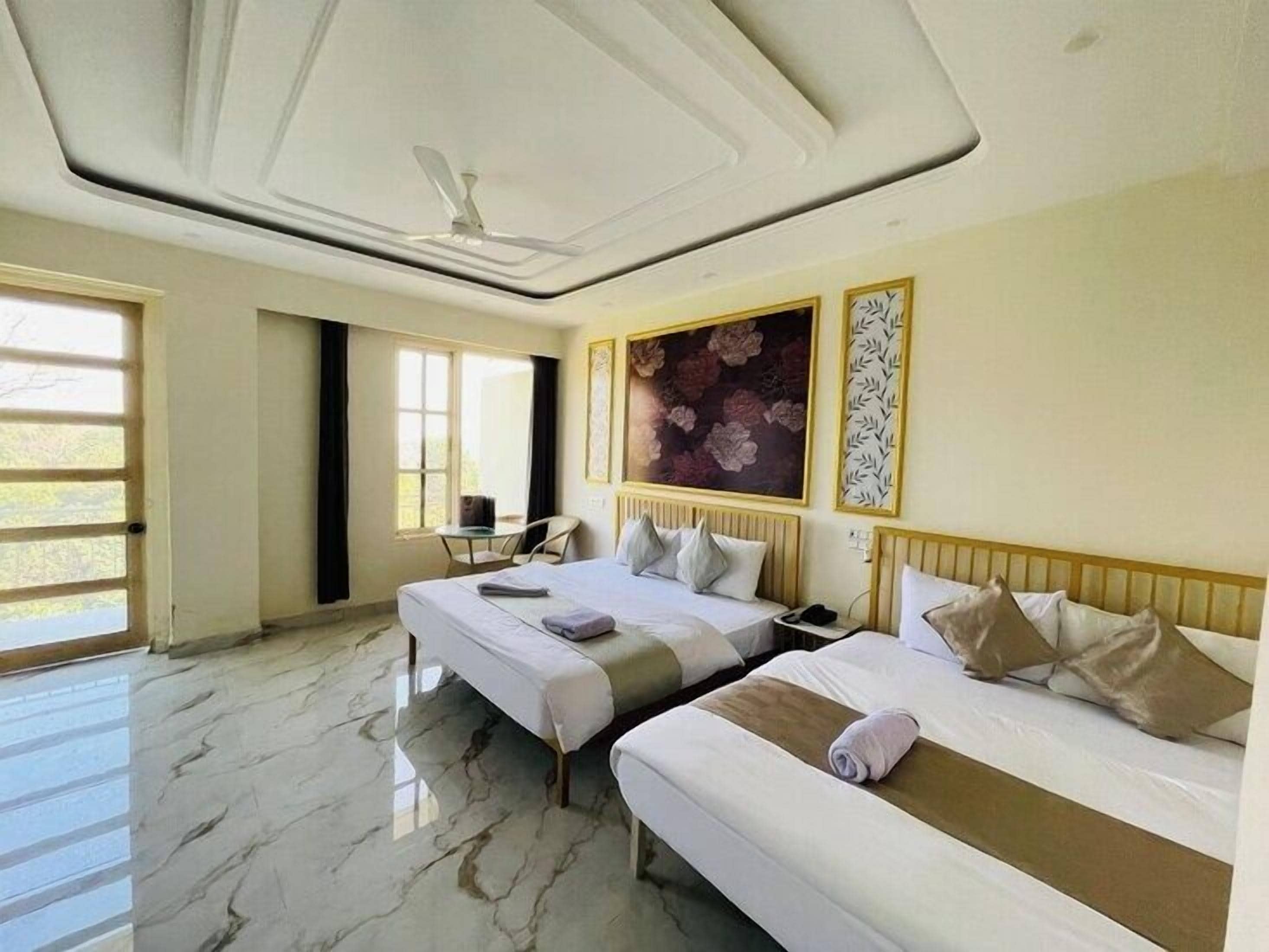 Family Room | Free WiFi