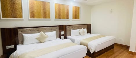 Family Room | Free WiFi