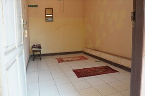 Property amenity - SPOT ON 93611 Kost Pak Suyatno Syariah 2 (Ponorogo)