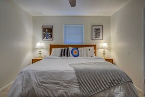 3 عدّة غرف نوم ومكتب ومكواة/لوح كي وواي فاي مجانًا