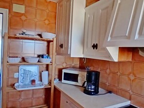 Interior - Penthouse on the first line of the beach of Riells with incredible seaview. (l'Escala)