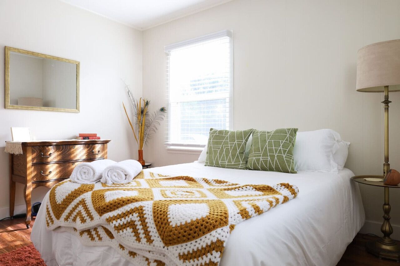 2 間睡房、書桌、熨斗/熨衫板、Wi-Fi