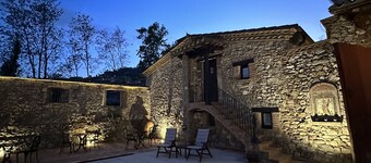 Masia Can Viver - Olive oil tourism B&B