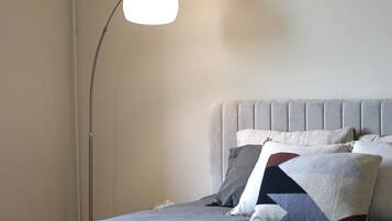 3 bedrooms, iron/ironing board, travel crib, free WiFi