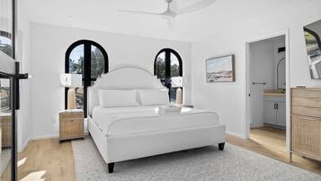 2 bedrooms, desk, iron/ironing board, travel cot