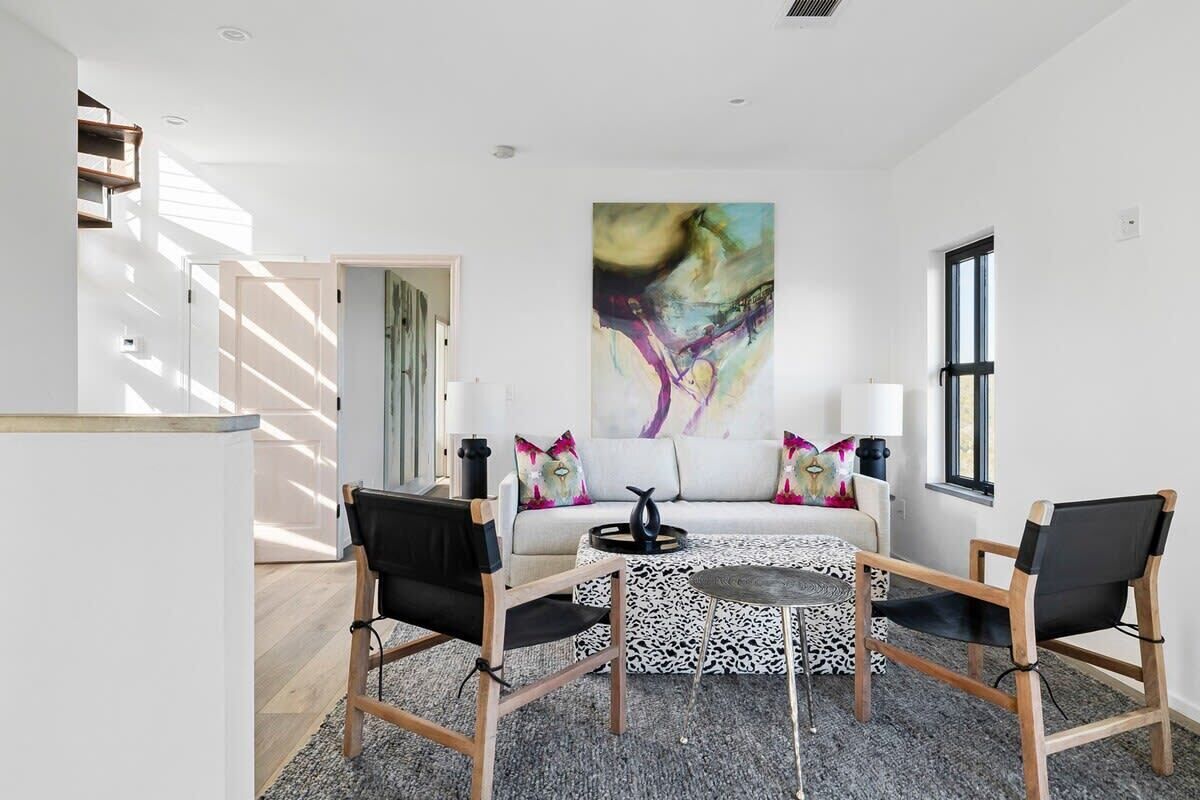 TV, caminetto, studio