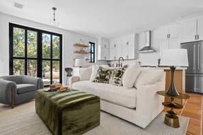 TV, fireplace, offices