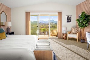 4 Schlafzimmer, Schreibtisch, Bügeleisen/Bügelbrett, Reisekinderbett