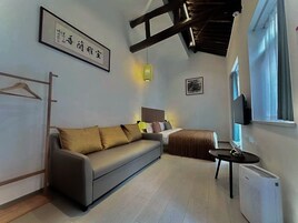 基本三人房 | 免費 Wi-Fi、床單