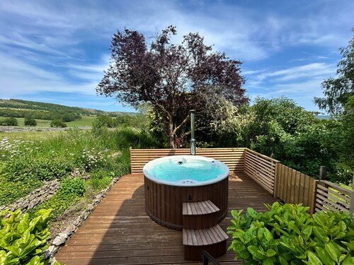 Cliff House overlooking Monsal Head, near Bakewell. Sleeps up to 32 guests.