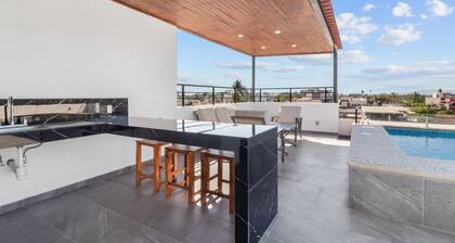 well located Apartment with pool and private Terrace, overlooking The city.