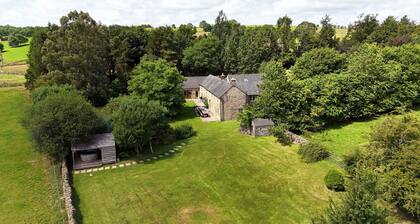 Oak Tree Farm, large country farmhouse with games room and wood fired hot tub.