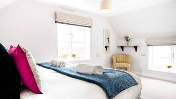 13 bedrooms, iron/ironing board, free WiFi, bed sheets