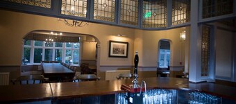 The Derwent Country House, close to Castleton, Hope Valley & Edale.