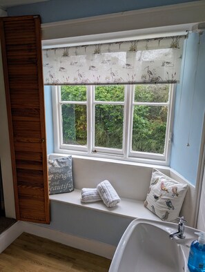 Bathroom - Bartholomew Arms (Towcester)