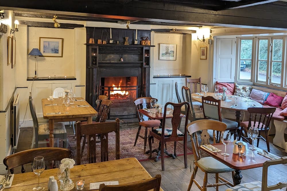 Bartholomew Arms - Mollington