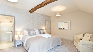 3 soverom, strykejern/-brett, wi-fi (inkludert) og sengetøy