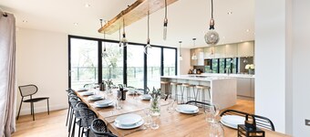 8 bedroom modern holiday home in the Derbyshire Dales, close to Carsington Water