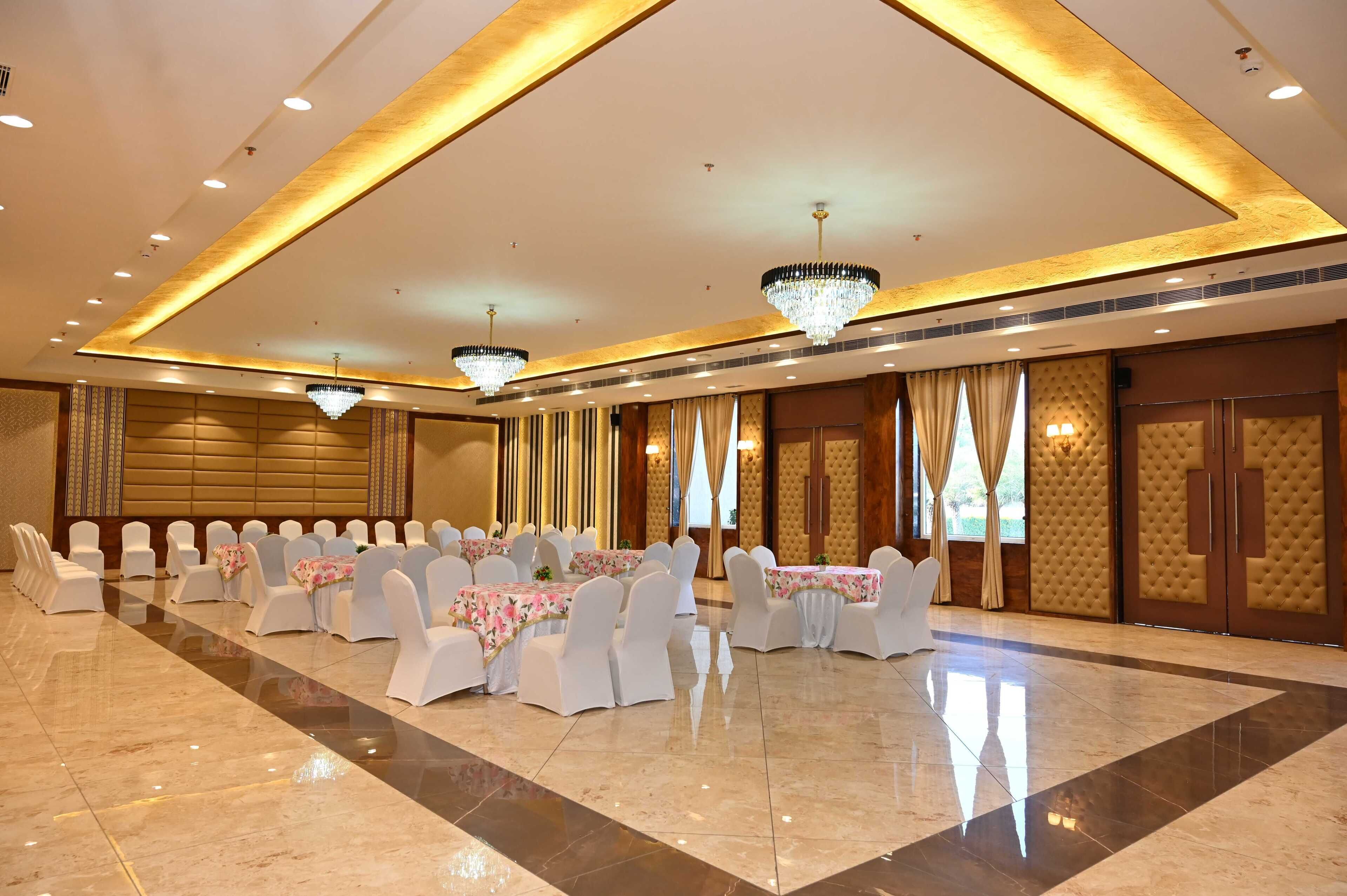 Banquet hall