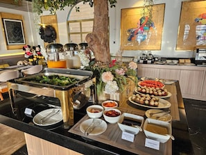 Daily local cuisine breakfast for a fee - Frame Hotel Bangkok (Bangkok)