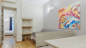 Leilighet – exclusive, 1 dobbeltseng med sovesofa, byutsikt | Oppholdsområde | Flatskjerm-TV