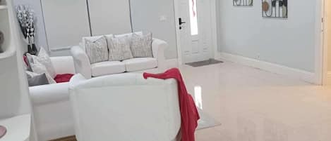 House, 2 Bedrooms, Fireplace | Interior