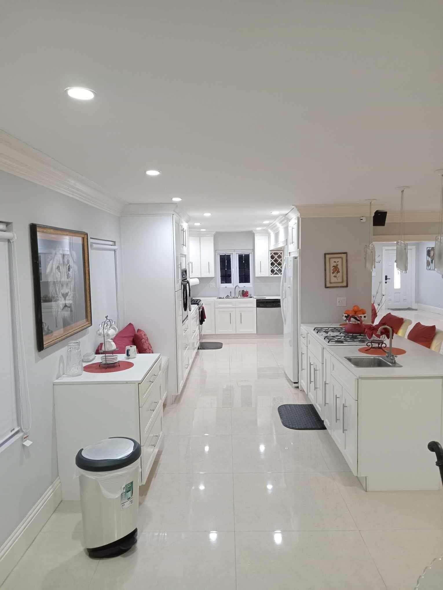 House, 2 Bedrooms, Fireplace | Private kitchen