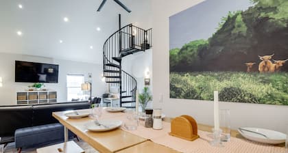 5 ★ LUXURY BARNDO-2B FARM STAY SLEEPS 14 EUROPEAN STYLE