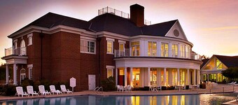 Vacation Village at Williamsburg - Close to Theme Parks!