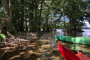 Miscellaneous - Lakeside Living with Garden (Goldberg)