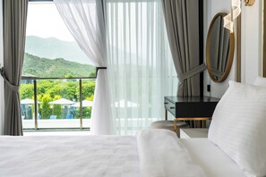 Habitación básica | 1 habitación, insonorización y tabla de planchar con plancha