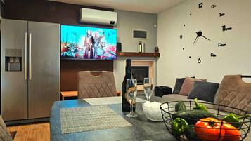 Apartment (Nave - private pool - H(4+1)) | Living room