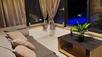 Apartment (Nave - private pool - H(4+1)) | Living room