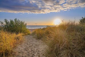 Beach - Neu Errichtetes Ferienhaus in Ruhiger Wohngegend mit Parkplatz, Sauna und Wlan (Zirchow)