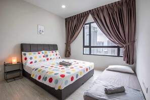 1 bedroom, iron/ironing board, WiFi, bed sheets