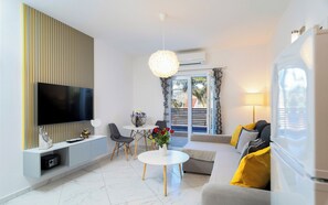 Interior - Villa Capitis in the Centre - Deluxe Apartment with Swimming Pool (Hvar)